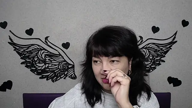 SelenaFly online show from 1, 10, 2025