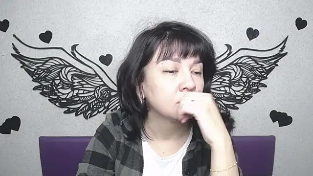 SelenaFly online show from 9, 10, 2025