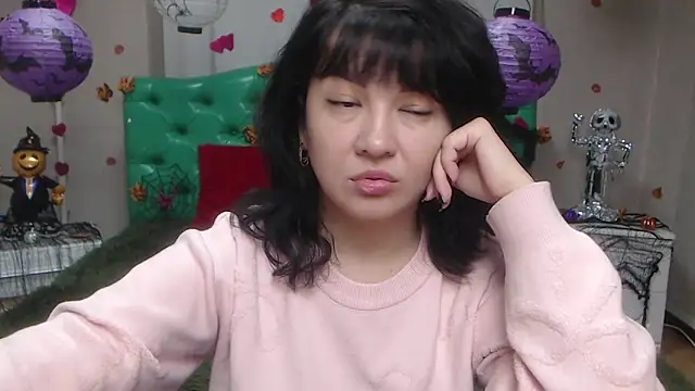 SelenaFly online show from 28, 10, 2025