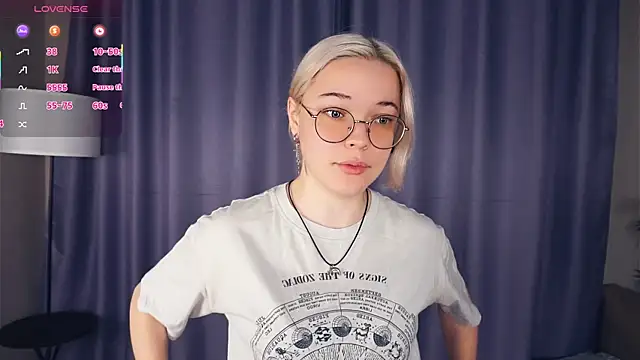 Snapshot of EdaKirkIin chatting on 27, 11, 2025 EdaKirkIin online show from 27, 11, 2025