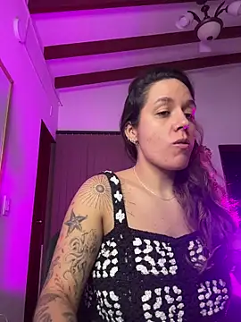 Sophia House  online show from 7, 11, 2025