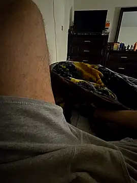 Snapshot of Caneloo1 chatting on 1, 12, 2025 Caneloo1 online show from 1, 12, 2025