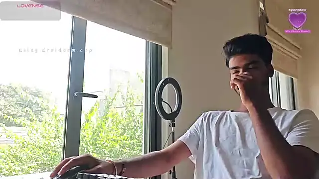 Snapshot of mrbuddy85 chatting on 28, 9, 2025 mrbuddy85 online show from 28, 9, 2025