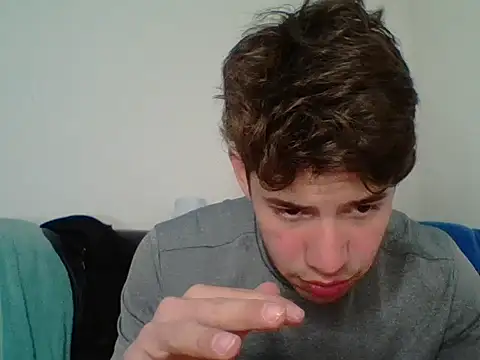 Maxtaylor18 online show from 13, 11, 2025