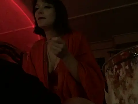 DaphneDanger online show from 6, 6, 2026