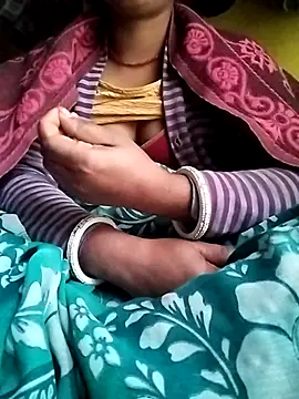 Snapshot of Gopika_Dudi chatting on 4, 12, 2025 Gopika Dudi online show from 4, 12, 2025