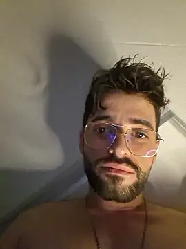 young swisscouple online show from 18, 1, 2026