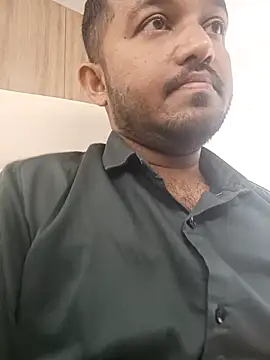 Snapshot of VJ17 chatting on 3, 10, 2025 VJ17 online show from 3, 10, 2025