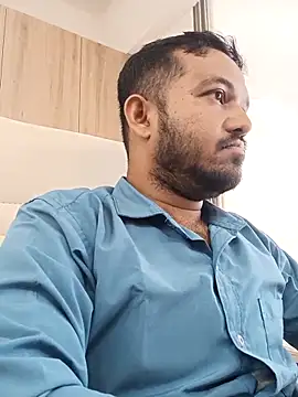 Snapshot of VJ17 chatting on 10, 10, 2025 VJ17 online show from 10, 10, 2025