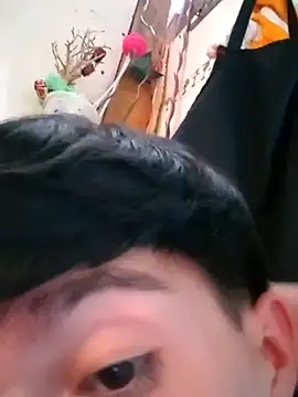 Snapshot of LUISSLEONN0958 chatting on 12, 9, 2025 LUISSLEONN0958 online show from 12, 9, 2025