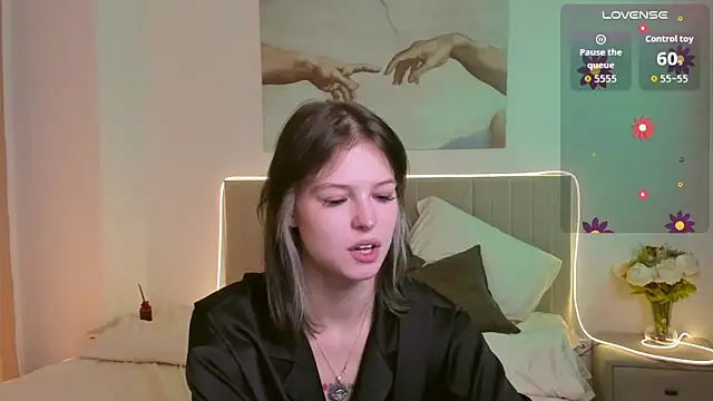 Lisa Blossom online show from 6, 10, 2025