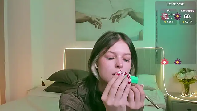 Lisa Blossom online show from 16, 10, 2025