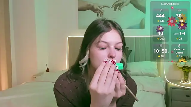 Lisa Blossom online show from 17, 10, 2025