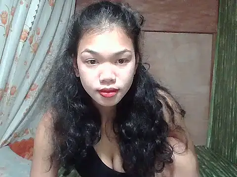 Snapshot of Sweetestsiner chatting on 25, 9, 2025 Sweetestsiner online show from 25, 9, 2025