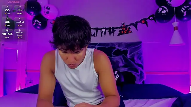 Leo Savage  online show from 14, 10, 2025