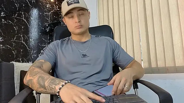 Alexander ferre online show from 4, 2, 2026