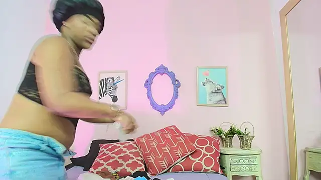 Snapshot of Nahomi_Rivera chatting on 3, 10, 2025 Nahomi Rivera online show from 3, 10, 2025