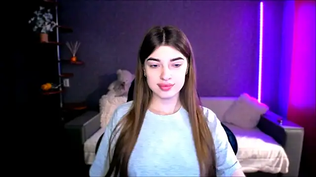 Dianaa Lee0 online show from 24, 9, 2025