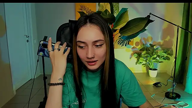 olivianorton online show from 22, 9, 2025