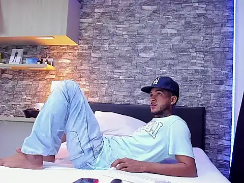 Snapshot of Theimperialboys_ chatting on 11, 9, 2025 Theimperialboys online show from 11, 9, 2025