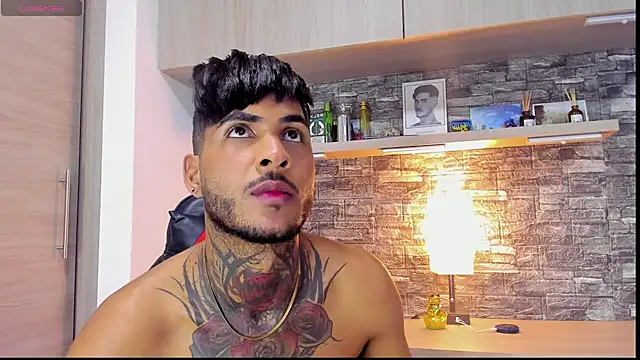 Snapshot of Theimperialboys_ chatting on 1, 10, 2025 Theimperialboys online show from 1, 10, 2025