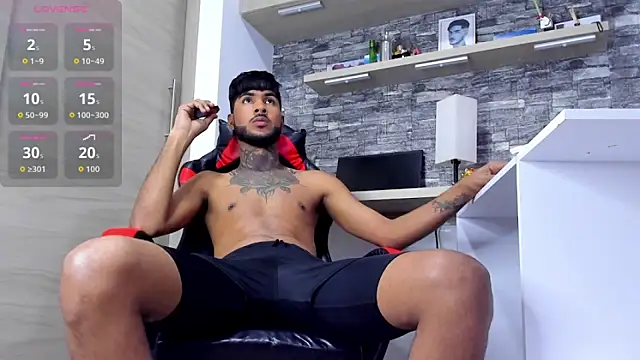 Snapshot of Theimperialboys_ chatting on 13, 11, 2025 Theimperialboys online show from 13, 11, 2025