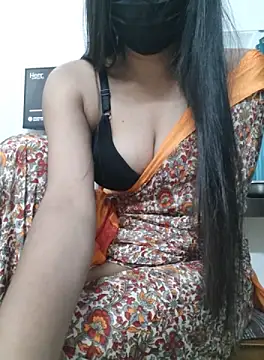 Snapshot of Maya-bebo chatting on 15, 10, 2025 Maya-bebo online show from 15, 10, 2025