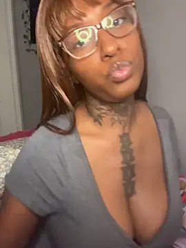 Snapshot of MistiSavannah chatting on 18, 11, 2025 MistiSavannah online show from 18, 11, 2025