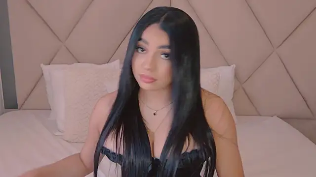 CharlotteeBrownn online show from 19, 6, 2026