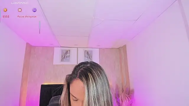 jessica hotxxx online show from 18, 4, 2026