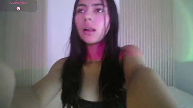 Snapshot of LilybethGray chatting on 17, 9, 2025 LilybethGray online show from 17, 9, 2025