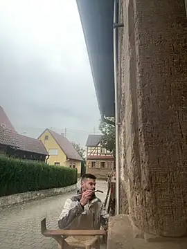 Mexxwell69 online show from 10, 10, 2025