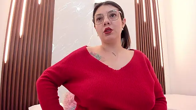 CarolinaMejia online show from 25, 2, 2026