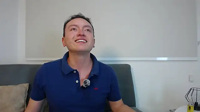 Robert2 honey online show from 21, 9, 2025