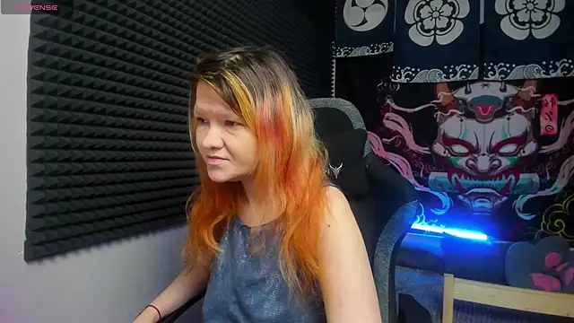 Nora lovvvv online show from 24, 9, 2025