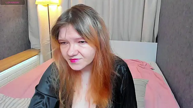 Nora lovvvv online show from 5, 10, 2025