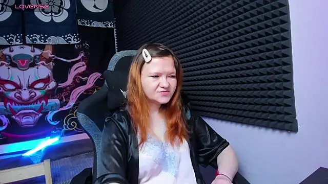 Nora lovvvv online show from 16, 10, 2025