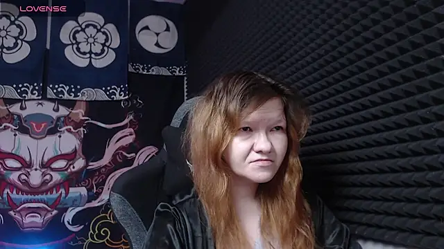 Nora lovvvv online show from 14, 11, 2025