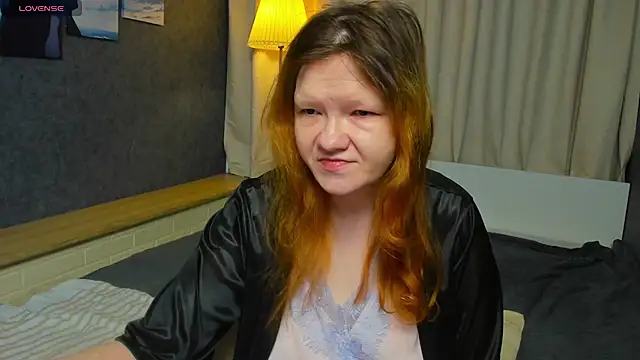 Nora lovvvv online show from 22, 11, 2025