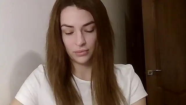 Snapshot of MandiBrooks chatting on 28, 11, 2025 MandiBrooks online show from 28, 11, 2025