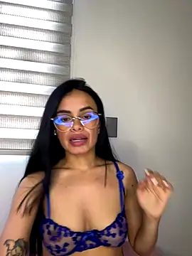 Melissa coch online show from 22, 12, 2025