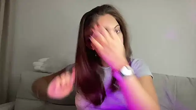 Snapshot of StellarAlice chatting on 5, 10, 2025 StellarAlice online show from 5, 10, 2025