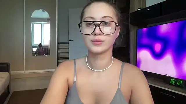 Snapshot of StellarAlice chatting on 28, 11, 2025 StellarAlice online show from 28, 11, 2025