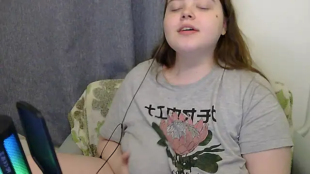 brattyprincessemma online show from 4, 11, 2025