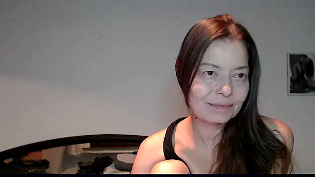 Snapshot of SexySarah177 chatting on 5, 12, 2024 SexySarah177 online show from 5, 12, 2024
