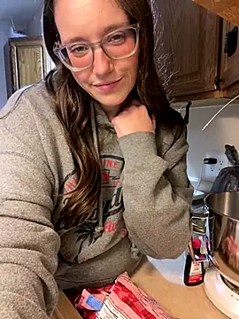 Mommasaurrex online show from 30, 10, 2025