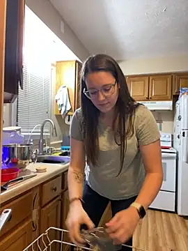 Mommasaurrex online show from 10, 11, 2025