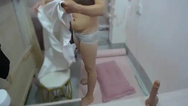 KateCondon online show from 3, 4, 2026