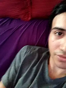 novinho safado   online show from 6, 4, 2026