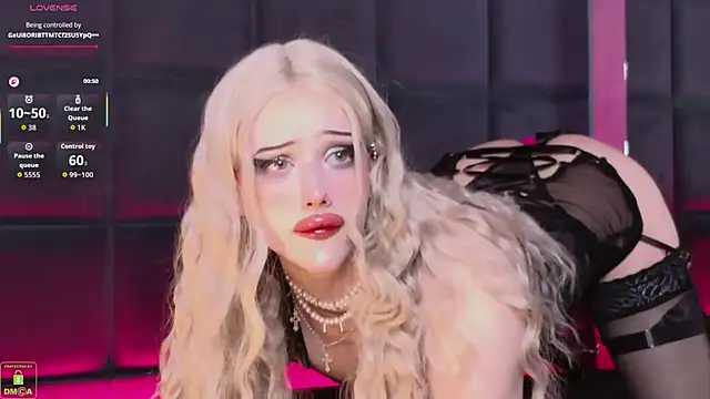 RoxyKyper online show from 19, 12, 2025